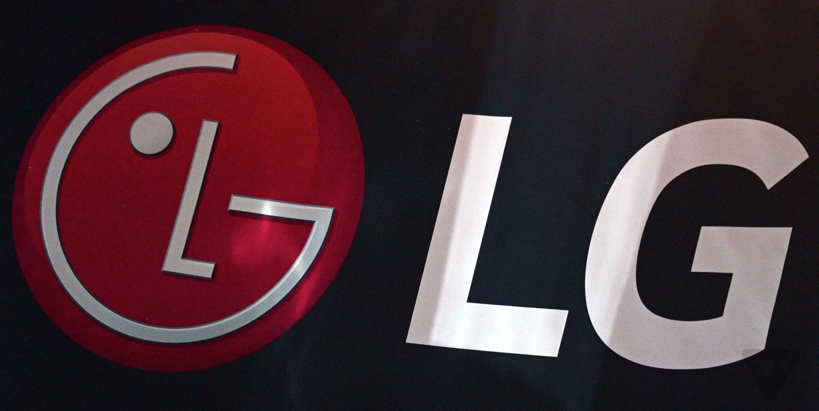 LG răspunde oficial acuzațiilor privind Smart TV-urile: ce se întâmplă cu microfonul, ACR și datele din rețea