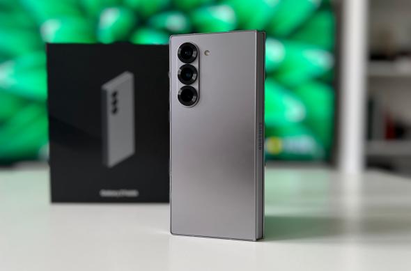 Samsung Galaxy Z Fold6 - Unboxing: Samsung-Galaxy-Z-Fold6-Unboxing_002.jpg