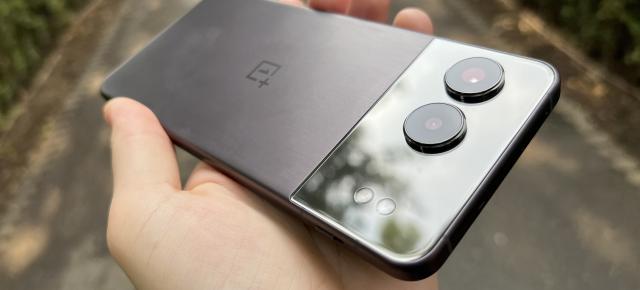 OnePlus Nord 4: Un design premium ce marchează revenirea carcasei metalice unibody