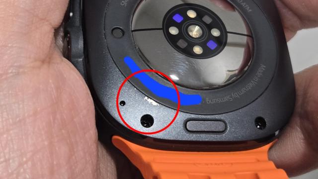 <b>Probleme de calitate pentru Galaxy Watch Ultra? Utilizatorii susțin că vopseaua se exfoliază mult prea ușor</b>Samsung a lansat multe device-uri la începutul acestei luni. Au sosit smartphone-uri pliabile Galaxy Z Fold6 și Z Flip6, dar și gadget-uri / accesorii foarte interesante. Recent am aflat că livrările căștilor Galaxy Buds3 Pro au fost anulate din cauza