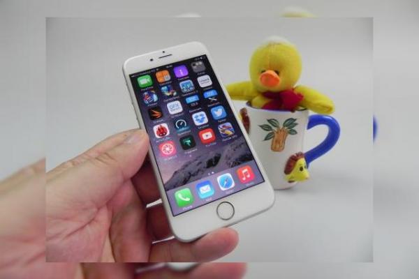 iPhone 6 Review Mobilissimo.ro: baterie bună, acustică excelentă, ecran luminos, dar fără... "strălucire!" (Video)