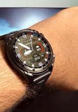 Kktick Tank T5 Unboxing: Smartwatch robust și accesibil, cu GPS, autonomie de până la 30 de zile, lanternă LED integrată