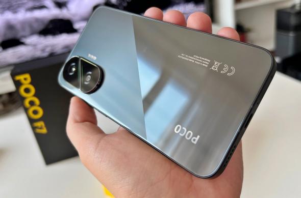 POCO F7 - Unboxing: POCO-F7-Unboxing (4).jpg