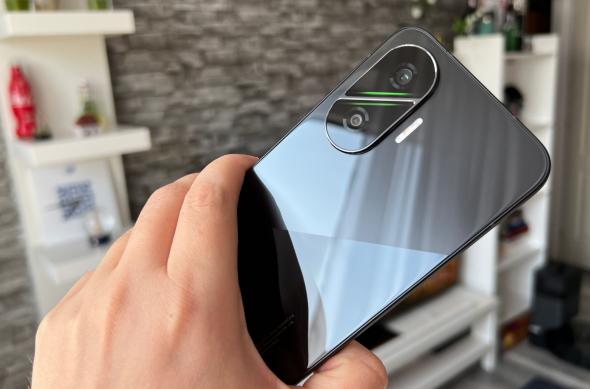 POCO F7 - Design: POCO-F7-Design (5).jpg
