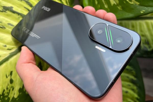 POCO F7 primește un update important: Camera și performanța sunt optimizate