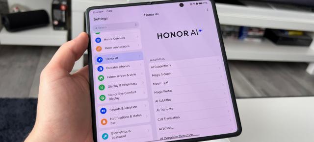 Honor Magic V5: Agentul 007, cu 7 ani de update-uri Android și de securitate, Image to Video plus mult AI (în română)