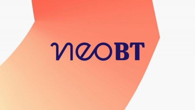 <b>Dacă ai avut probleme cu NeoBT în weekend, nu ești singur; BT face tranziția completă către BT Pay și BT Go</b>Aplicațiile BT24 și NeoBT sunt pe cale să devină istorie, iar BT Pay și BT Go vor prelua complet controlul asupra serviciilor de digital banking ale Băncii Transilvania până în octombrie 2025. În weekendurile recente, mulți utilizatori au raportat problem