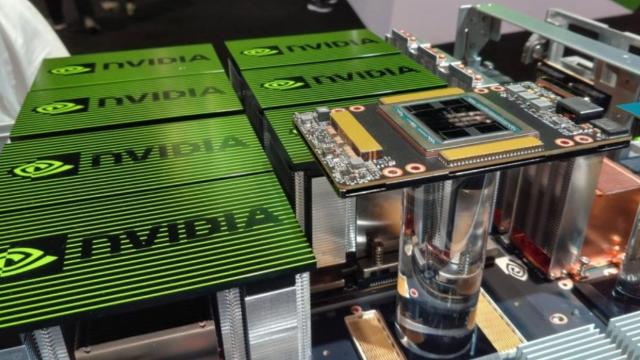 <b>„Nu am pus kill switch pe produsele NVIDIA”; Compania se jură că nu a „umblat” la cipurile sale AI</b>Pentru că trăim vremuri de război comercial şi economic, NVIDIA a simţit nevoia să sublinieze că nu se implica în el şi nu a sabotat în vreun fel produsele sale. Într-o postare pe blogul oficial NVIDIA promite că nu a pus kill switch-uri pe cipurile