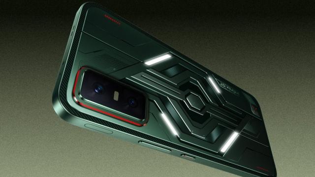 <b>Infinix GT 30, smartphone de gaming cu LED-uri personalizabile, pregătit să ajungă și în România</b>Infinix a lansat oficial în India noul Infinix GT 30, un smartphone cu design Cyber Mecha și iluminare LED personalizabilă pe spatele carcasei. Deși prezentarea oficială a avut loc în India, brandul Infinix este deja activ de ceva timp și în România