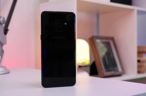 Samsung Galaxy A8 (2018) - Fotografii Hands-On: Samsung-Galaxy-A8-2018_003.jpg