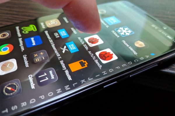 Huawei Mate 10 Pro: Benchmark-uri de top 10, poate chiar top 5 pe 2017