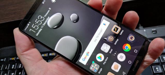 Huawei Mate 10 Pro: Display FullView viu la culori, faultat de LUX