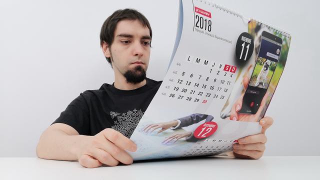 <b>Ce ne pregăteşte Allview pentru anul 2018: iată calendarul cu noutăţi - de la ceas cu comandă vocală la un telefon ce seamănă cu iPhone X</b>Ca în ultimii ani Allview ne oferă un preview pentru produsele pregătite în anul 2018, sub forma unui calendar cu rol de teaser. Anul trecut în perioada sărbătorilor vedeam indicii despre produsele ce urmau să vină în 2017, sub forma unor fotografii..