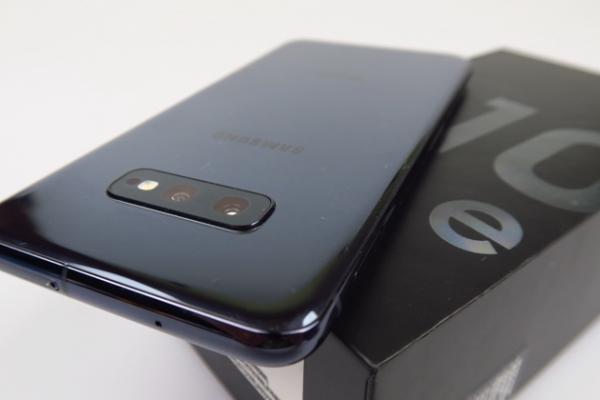 Mini Turul Magazinelor #86: Xiaomi Mi 9 pe la 1500 lei, Galaxy S10e la cea mai bună reducere, Huawei Mate 20 Lite ieftin ca braga