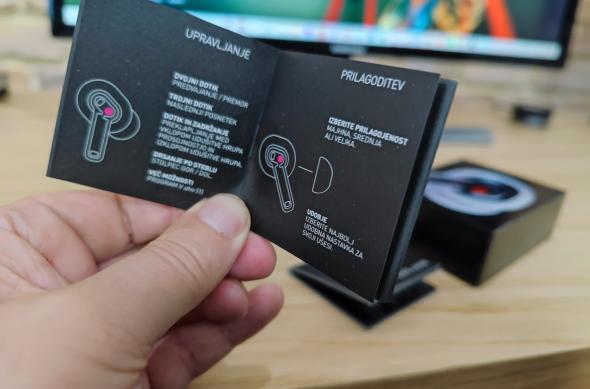 Unboxing Nothing ear (1) (conținutul cutiei): Nothing-ear-(1)_009.jpg