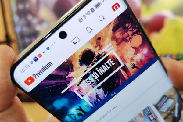 Huawei P60 Pro: Acustică stereo de calitate, cu avantaje, fără să rupă timpanele totuși