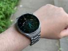 Prezentare HUAWEI Watch GT 3 Pro: Un smartwatch deosebit din titan, safir și ceramică, rezistent la scufundări și la apa sărată