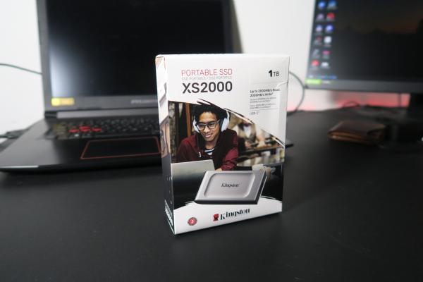 Kingston XS2000 - Unboxing