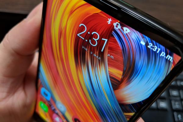 iHunt Hero: Conectivitate dual SIM şi doar 3G