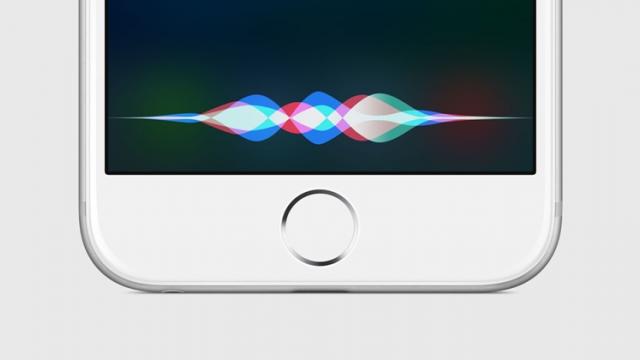 <b>Apple angajează sute de ingineri pentru a pune Siri pe drumul cel bun (şi deştept)</b>Descoperim astăzi faptul că gigantul american Apple are de gând să angajeze sute de ingineri noi pentru a duce asistentul virtual Siri la un nou nivel. Se dorește perfecționarea acestei soluții și de a oferi un upgrade la nivel de inteligență după