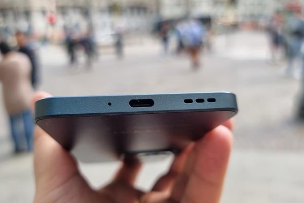 OPPO Reno11 F 5G: Conectivitate ca de flagship, cu Wi-Fi 6, dar fără eSIM
