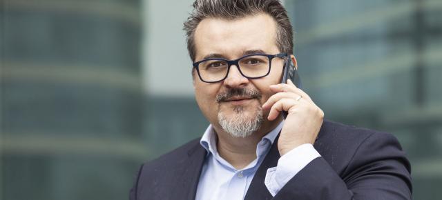 Interviu cu Fabio Capocchi (Motorola General Manager EMEA), la debutul lui Motorola Edge 50 Pro; Despre AI, alegeri și extinderea ecosistemului