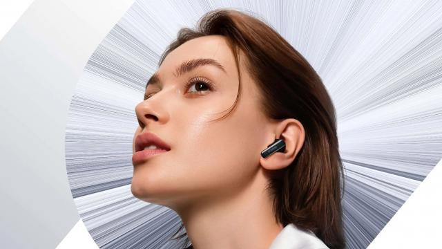 <b>Huawei prezintă căștile wireless in-ear FreeBuds 6i, cu tehnologie "quad magnet" și Hi-Res Audio Wireless</b>HUAWEI a profitat de evenimentul organizat în Dubai pentru a marca lansarea globală a seriei Pura 70, dar și pentru a introduce alte produse interesante precum ceasul HUAWEI Watch GT 4 Pro Space Edition (review aici) sau brățara