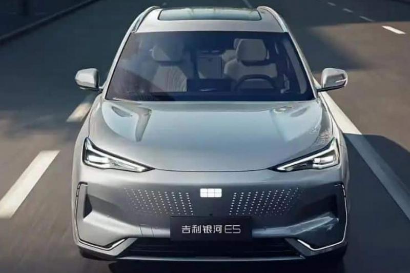 Geely Galaxy E5 - Galerie foto: Geely-Galaxy-E5 (1).jpg