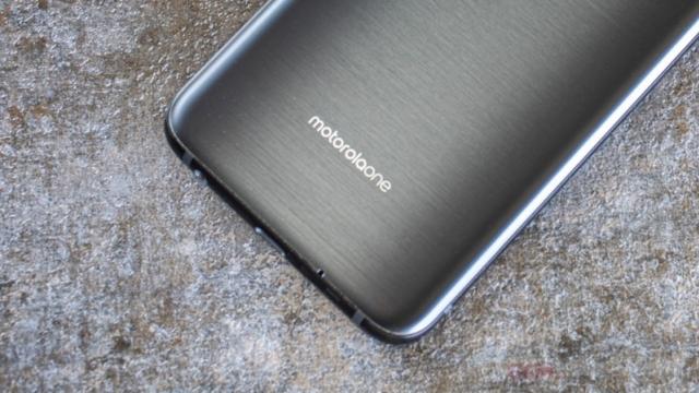 <b>Finalul trimestrului 2 din 2020 ne va aduce noi telefoane Motorola: One Fusion și One Fusion+</b>În vreme ce așteptăm debutul modelelor Motorola Edge și Motorola Edge+ aflăm detalii despre un alt duo de telefoane pe care compania aflată sub conducerea Lenovo le pregătește pentru lansarea în perioada următoare