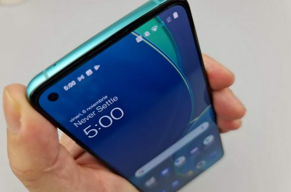 Luminozitate display OnePlus 8T și ecranul văzut la microscop: OnePlus-8T_043.jpg