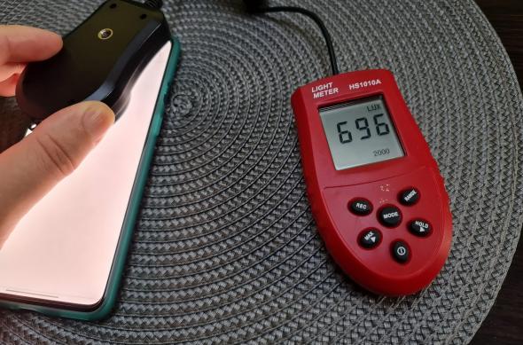 Luminozitate display OnePlus 8T și ecranul văzut la microscop: OnePlus-8T_026.jpg