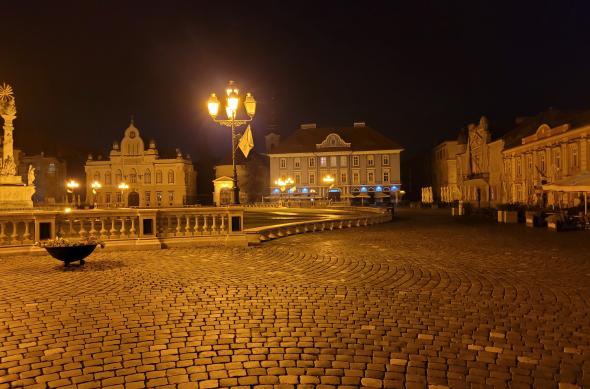 Fotografii low light realizate cu Samsung Galaxy S20 FE 5G: 20201007_005531.jpg