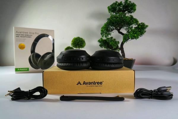 Unboxing căști Avantree Aria Podio AS90P
