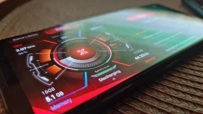 ASUS ROG Phone 3: OS, UI, aplicaţii cu gaming, gaming şi... gaming