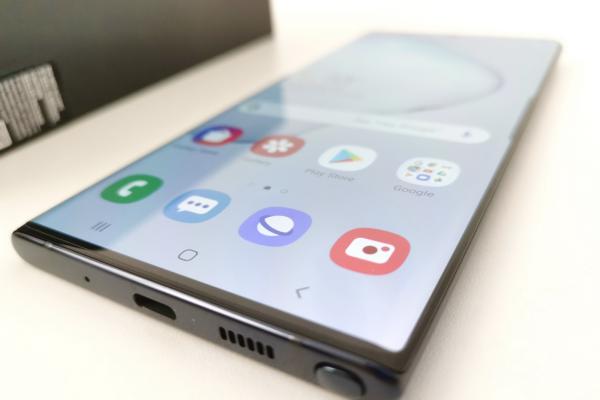 Turul Magazinelor #807: Galaxy Note 10+ sub 3000 lei, Xiaomi Mi 10 Pro la preţ bun, televizor QLED sub 1900 lei