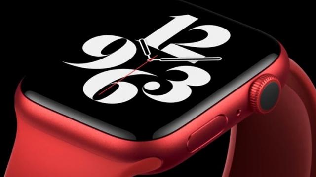 <b>Apple Watch Series 7 va aduce o schimbare majoră de design, conform unui zvonac reputat; Noutăţi şi la MacBook-uri, AirPods 3</b>După ce am aflat câte ceva despre iPhone 13, acum descoperim şi câteva detalii despre următorul Apple Watch, aşa numitul Apple Watch Series 7. Sursa afirma că Apple ar pregăti designuri noi pentru multiple produse în 2021. Vom mai vedea şi noi MacBook-uri