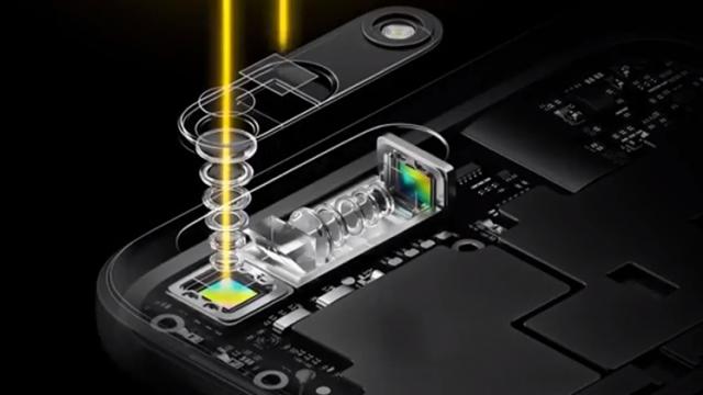 <b>iPhone 13 va avea o cameră periscopică; Apple va trebui să colaboreze cu Samsung pentru implementarea tehnologiei</b>La câteva săptămâni de la lansarea seriei de telefoane iPhone 12, deja au apărut zvonuri despre viitorul lineup Apple pe 2021. Probabil iPhone 13 nu va avea un ecran înfășurat pe margini, cum am putut vedea ieri (detalii aici), însă ultimele informații