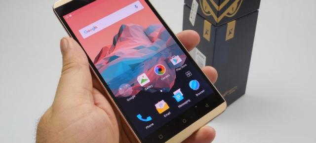 Allview V2 Viper X Unboxing + Concurs de Crăciun: primul telefon Allview cu port USB Type-C vine într-o nuanţă festivă (Video)