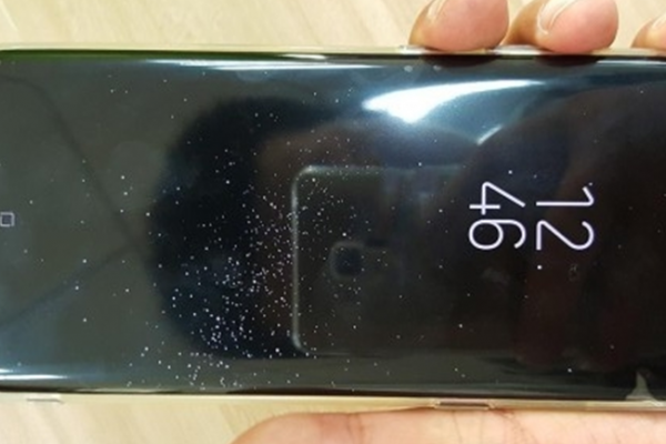 Samsung Galaxy S8 şi Galaxy S8+ apar alăturate în cele mai noi fotografii reale