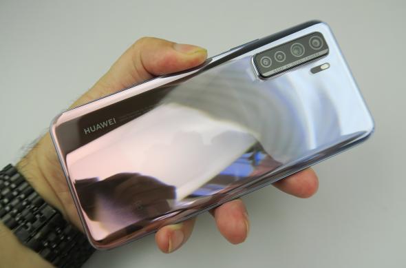 Huawei P40 Lite 5G - Galerie foto Mobilissimo.ro: Huawei-P40-Lite-5G_038.jpg