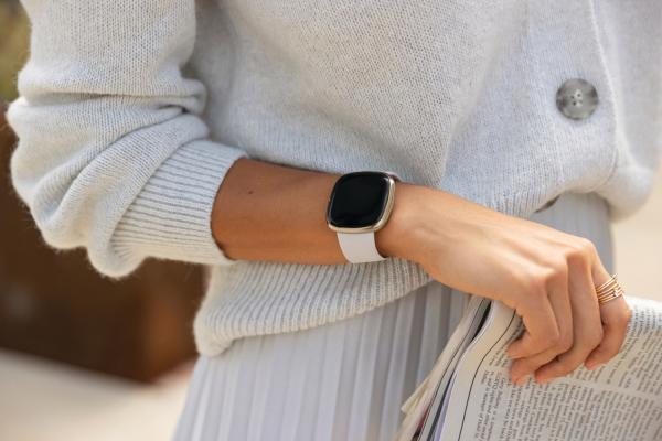 Fitbit Sense - Fotografii oficiale