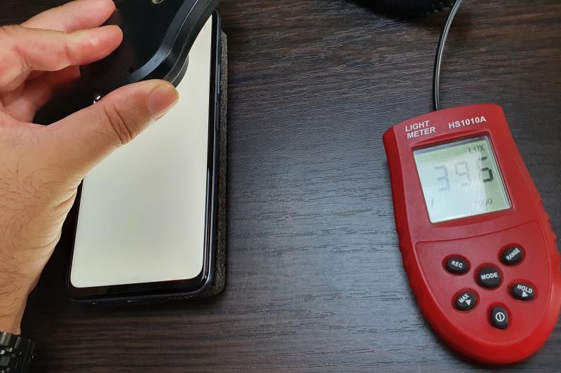 Luminozitate display Huawei P40 Lite 5G și ecranul văzut la microscop: Huawei-P40-Lite-5G-Ecran_003.jpg