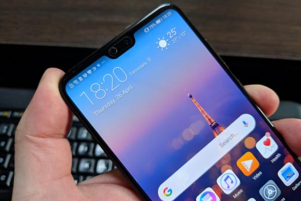 Huawei P20 Pro: Display-ul mascul alpha printre Huawei-uri şi multe flagship-uri