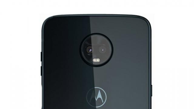 <b>Motorola Moto Z3 Play se lasă admirat în varianta de culoare "Deep Indigo"; Vedem o randare detaliată</b>Continuă și leak-urile pentru Motorola Moto Z3 Play, un telefon modular așteptat să debuteze oficial în această vară alături de varianta flagship intitulată Moto Z3. Până când vom afla care este data lansării, mai aruncăm o privire asupra design-ului