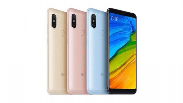 <b>Xiaomi Redmi Note 5 în varianta globală costă doar 220.99 dolari pe GeekBuying</b>Retailerul chinez GeekBuying ne oferă astăzi o reducere pentru smartphone-ul Xiaomi Redmi Note 5, fiind vorba despre varianta globală. Prețul afișat de către comerciant este de 220.99 dolari, o sumă atractivă dacă ținem cont de specificațiile 