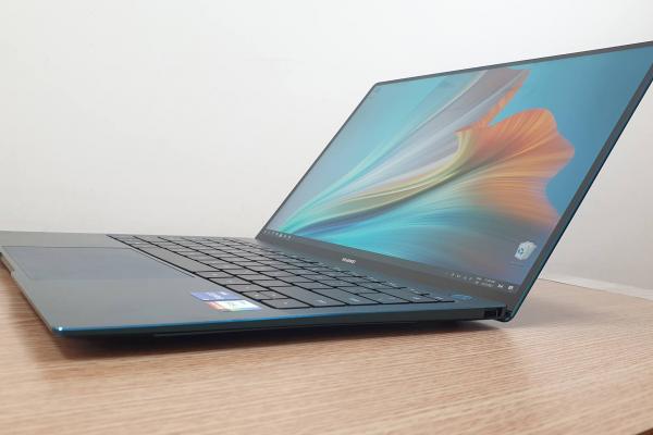 HUAWEI MateBook X Pro - Fotografii review