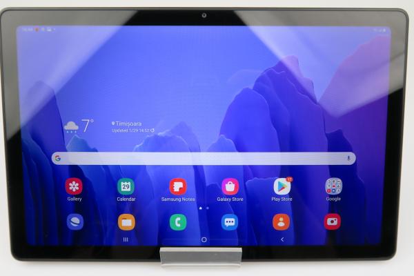 Samsung Galaxy Tab A7 10.4 2020 (4G LTE): Display pentru utilizat mai mult acasă, pe canapea