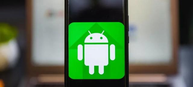 Un malware afectează telefoanele Android din România, atenție la mesajul "Pachetul dumneavoastră este pe drum"