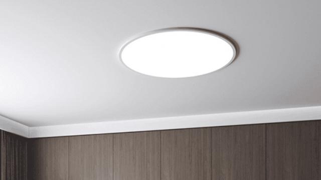 <b>Meizu a lansat primul dispozitiv cu HarmonyOS şi nu e deloc ce vă aşteptaţi...</b>Meizu a ţinut ieri un eveniment, în cadrul căruia a lansat un ceas inteligent, dar şi alte câteva produse smart home. Atenţia tuturor s-a întors totuşi spre produsul său cu HarmonyOS la bord. E primul dispozitiv non Huawei care debutează cu acest OS