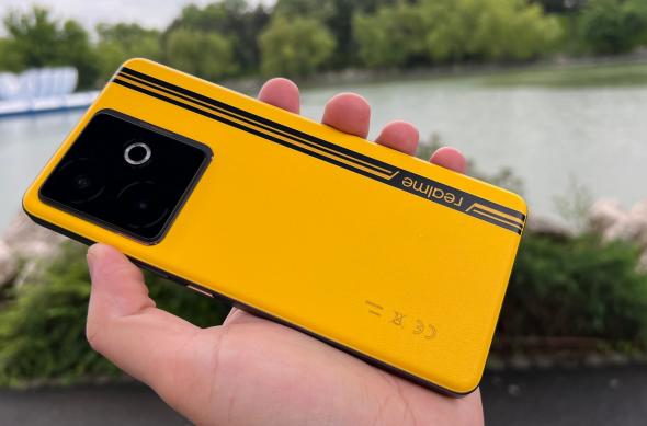 realme GT 7T - Design (afară): realme-gt-7t-afara_001.jpg